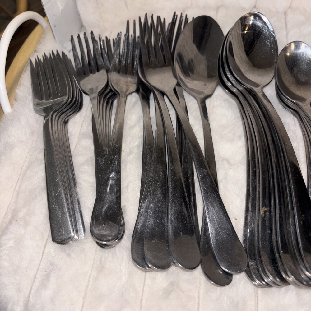 54-Piece Heavyweight Arched Handle Glossy Stainless China Flatware Service Lot - Picture 2 of 16